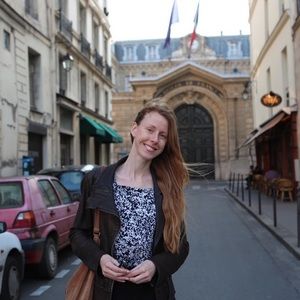 Meet your Posher, Claudia